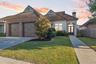 319 Oats Dr, Lafayette, LA 70508