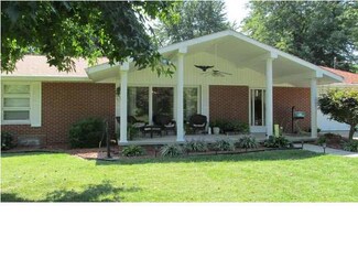 103 E North St, Petersburg, IN 47567