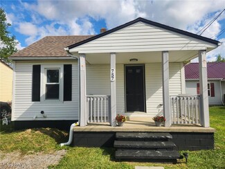 757 16th St, Elyria, OH 44035