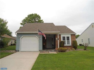 9 Taconia Ct, Mount Laurel, NJ 08054