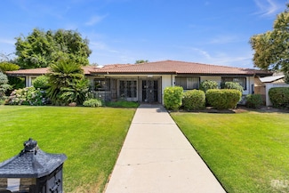 3419 Crest Dr, Bakersfield, CA 93306