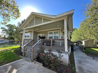 3366 Airport Blvd, Houston, TX 77051