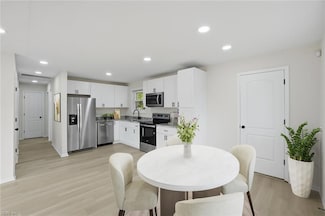 607 Warfield Dr, Portsmouth, VA 23701