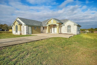 226 Maldonado Trail, Del Valle, TX 78617