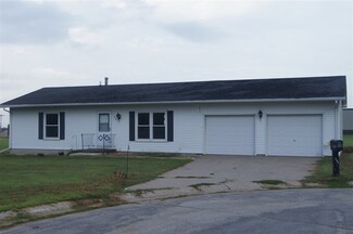 706 6th Ave SW, Waukon, IA 52172