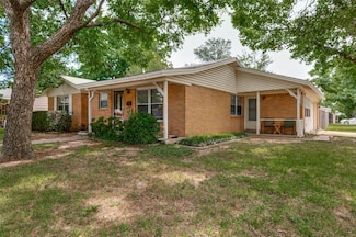 2002 Winthrop St, Irving, TX 75061