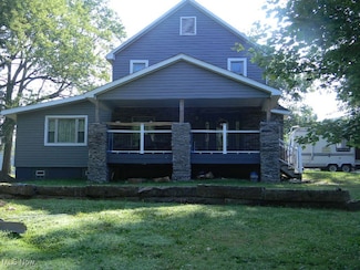 1911 Oriel Rogers Rd, Girard, OH 44420