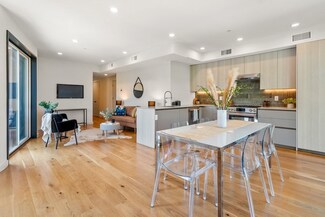 191 Condor St Unit 4, Boston, MA 02128