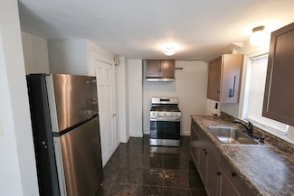 15 Ridgeview Ave Unit 1, Mattapan, MA 02126