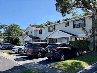 10554 NW 3rd St, Pembroke Pines, FL 33026