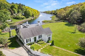 4 Lane Rd, Gloucester, MA 01930