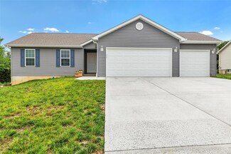 109 Linder Ln, Winfield, MO 63389