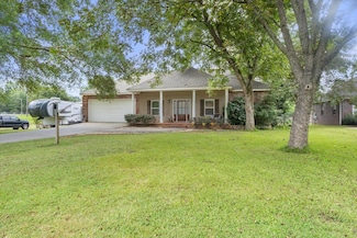 617 Macedonia Rd, Petal, MS 39465
