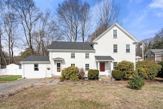 3 Bobolink Rd, Wellesley Hills, MA 02481