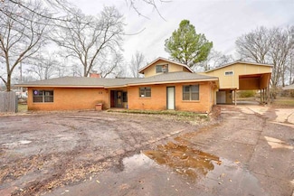 33 Elmwood Cir, Stillwater, OK 74074