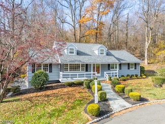 367 Greenbrier Ct, Mountainside, NJ 07092