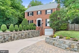 5211 Massachusetts Ave, Bethesda, MD 20816