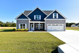 114 High Tide Dr, Peletier, NC 28584