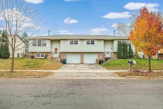 1321 S Thompson Dr, Madison, WI 53716
