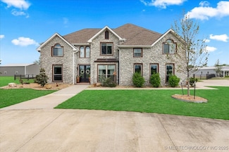 5868 W 493, Pryor, OK 74361