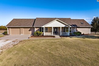 218 8th Ave, Inman, KS 67546