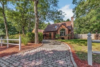 46 Tasina Dr, East Falmouth, MA 02536