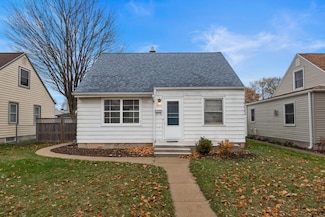 3553 S Herman St, Milwaukee, WI 53207
