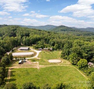 168 Edwards Mountain Rd, Hendersonville, NC 28792