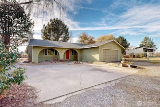 55 Champion St, Touchet, WA 99360