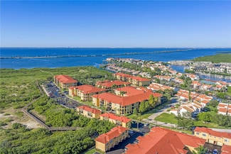 4323 Bayside Village Dr Unit 327, Tampa, FL 33615