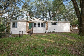 7054 20th St, Zephyrhills, FL 33540