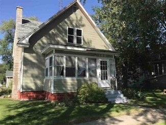 160 W State St, Adams, WI 53910