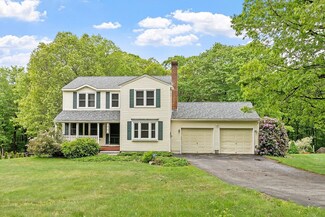 71 Johnny Appleseed Ln, Leominster, MA 01453