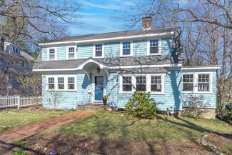 8 Pine Ridge Rd, Wellesley Hills, MA 02481