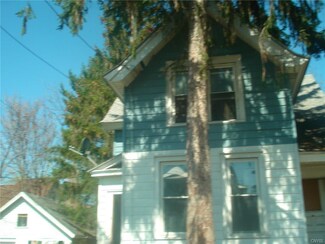 605 Turtle St, Syracuse, NY 13208