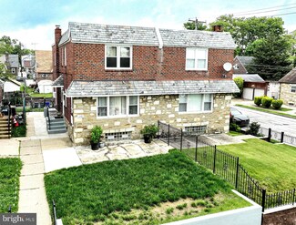 1237 Glenview St, Philadelphia, PA 19111