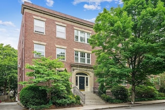 20 Marshal St Unit 1, Brookline, MA 02446