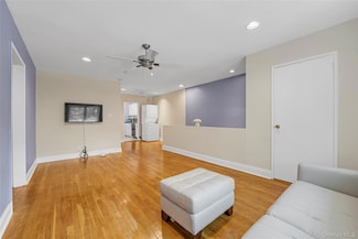 226-09 Union Turnpike Unit B, Oakland Gardens, NY 11364