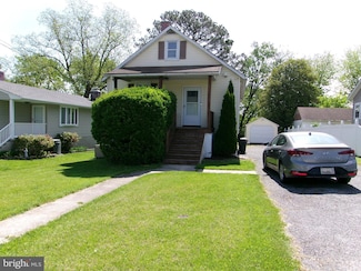 8807 Fearne Ave, Parkville, MD 21234