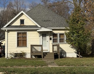 808 E University Ave, Urbana, IL 61802