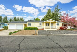 1874 Tamarac Ln, Grants Pass, OR 97527