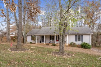 109 June St, McMinnville, TN 37110