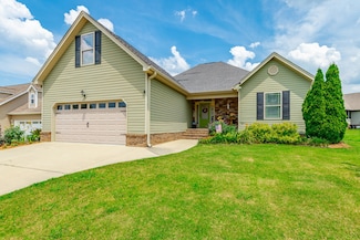 30 Hunting Ridge Cir, Rock Spring, GA 30739