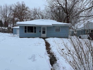1101 Littlefield Rd, Waterloo, IA 50701