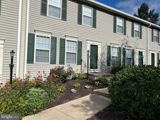 6310 Darlington Dr, Harrisburg, PA 17112