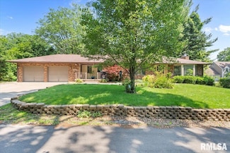4319 7th Ave, Moline, IL 61265