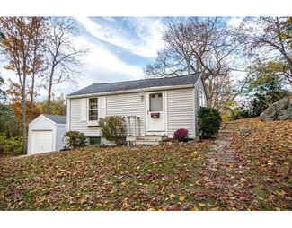 27 Nokomis Rd, Hingham, MA 02043