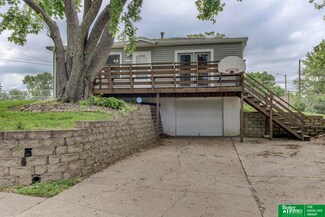 7515 Ira Cir, Bellevue, NE 68147