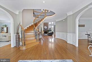 402 Spring Hollow Dr, Middletown, DE 19709