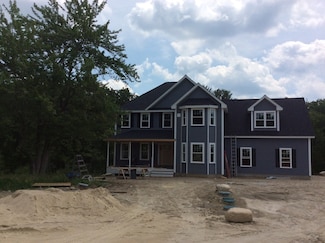 79 Barker Hill Rd, Townsend, MA 01469